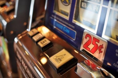 Payout display before confirmation